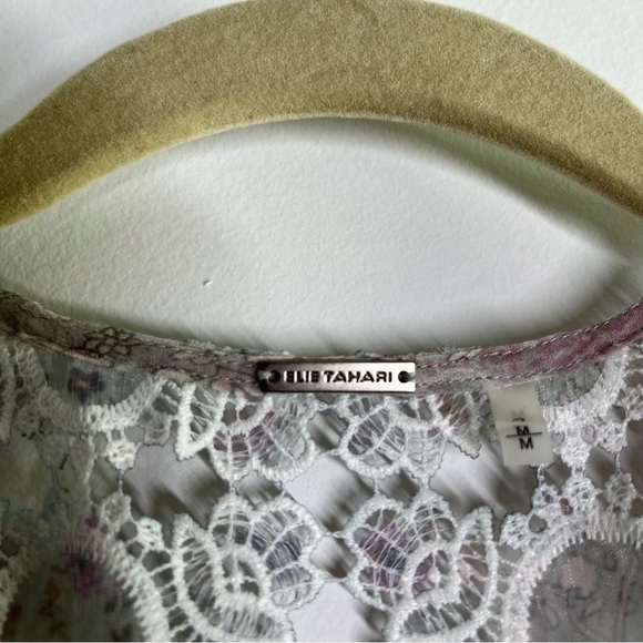 Elie Tahari Floral 100% Silk Ethereal Floral Button Front Career Blouse Size M - Picture 7 of 8